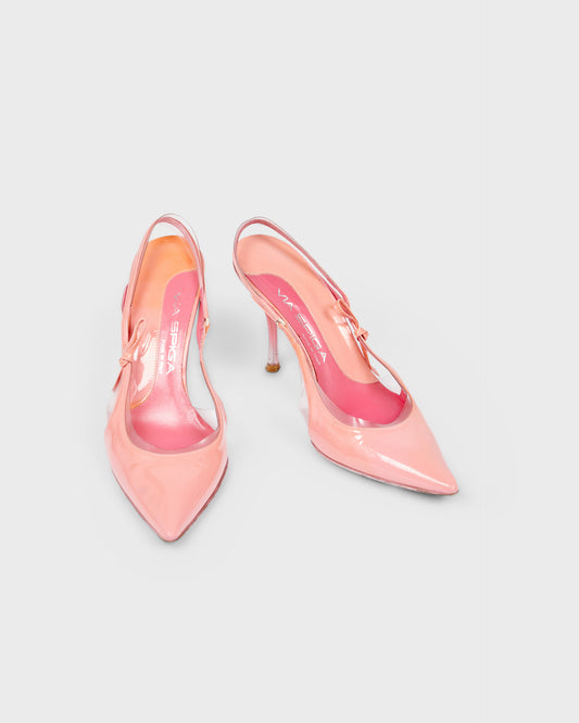 Via Spiga Pointy Court