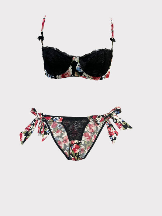 New Look Floral Lace And Satin Bra Set